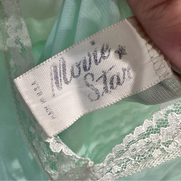 Vintage slip nightgown lingerie by Movie Star size 32 small mint green lace - Picture 5 of 9